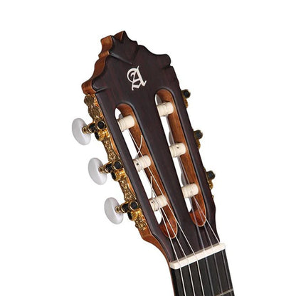 Alhambra 8213 – Flamenco Classical Guitar | Gloss Finish