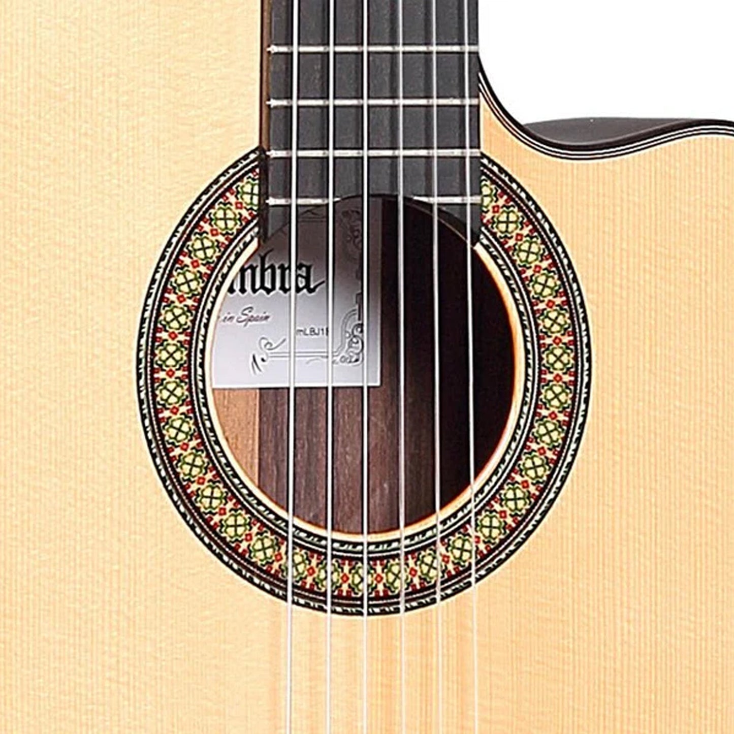 Alhambra 7071 V – Electro Classical Cutaway Guitar | Gloss
