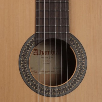 Alhambra 8201 – Flamenco Guitar | Open Pore Finish
