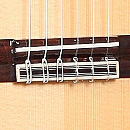 Alhambra 7071 V – Electro Classical Cutaway Guitar | Gloss