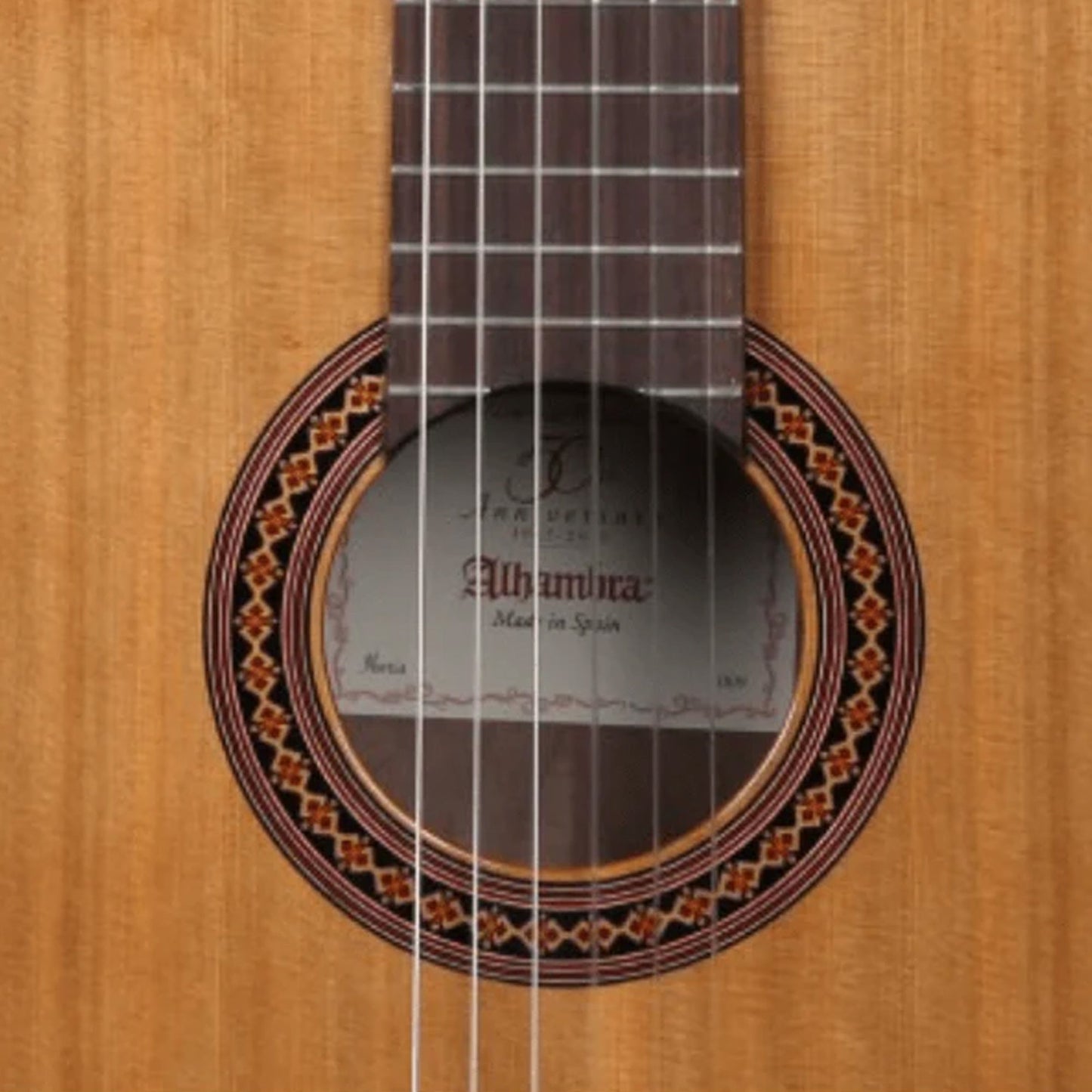 Alhambra 8806 – Iberia Ziricote Classical Guitar | Gloss